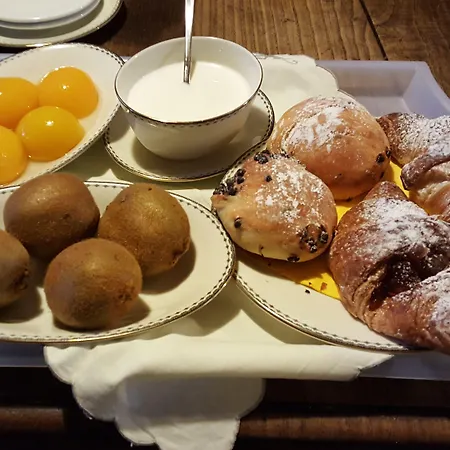 Euthalia Bed & Breakfast Riposto