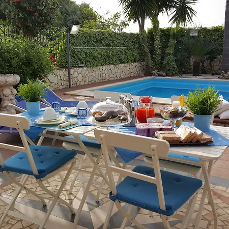 Euthalia Bed & Breakfast Riposto