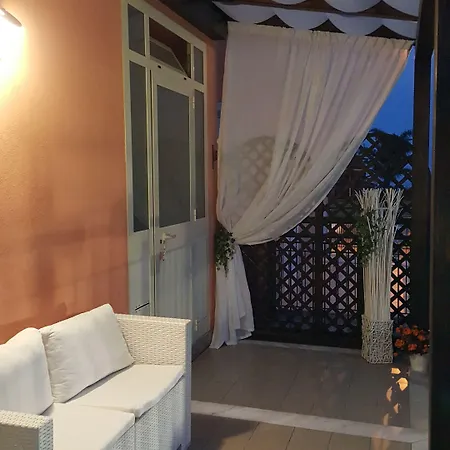 Euthalia Bed & Breakfast 3*