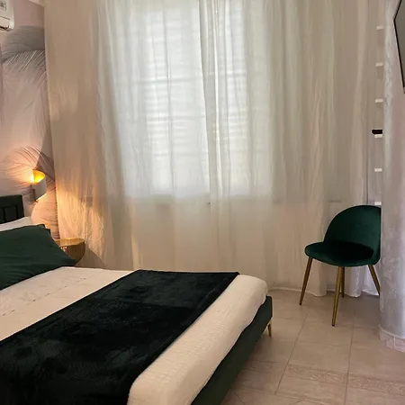 Euthalia Alojamento de Acomodação e Pequeno-almoço Riposto