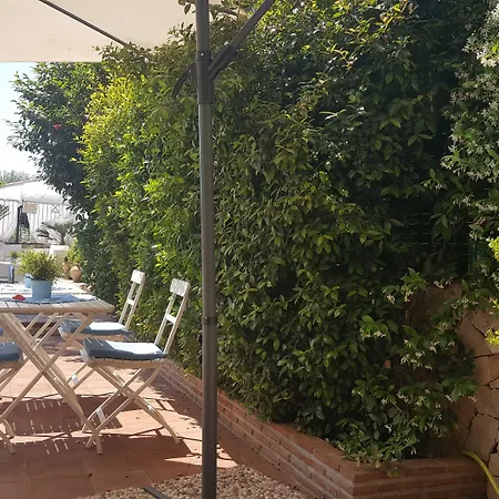 Euthalia Bed & Breakfast