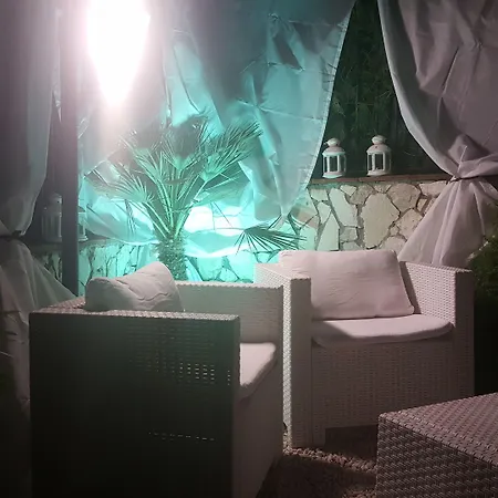 Euthalia فندق مبيت وإفطار ريبوسْتو