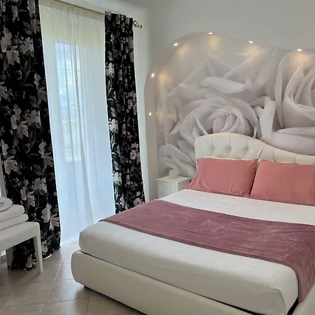 Alojamento de Acomodação e Pequeno-almoço Euthalia 3*